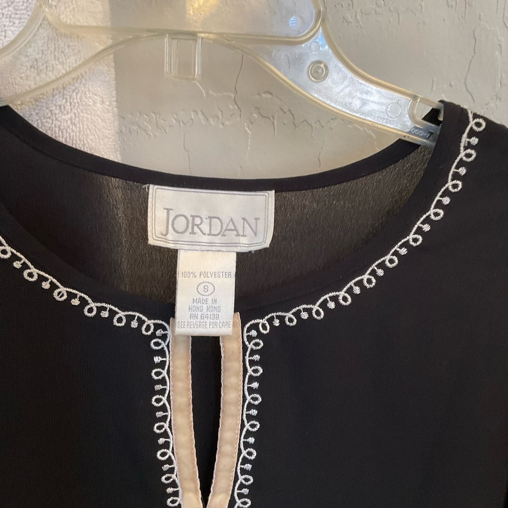 Vintage Stunning Jordan Embroidered Semi Sheer Fancy Top, Butterfly on sleeves - Picture 2 of 13